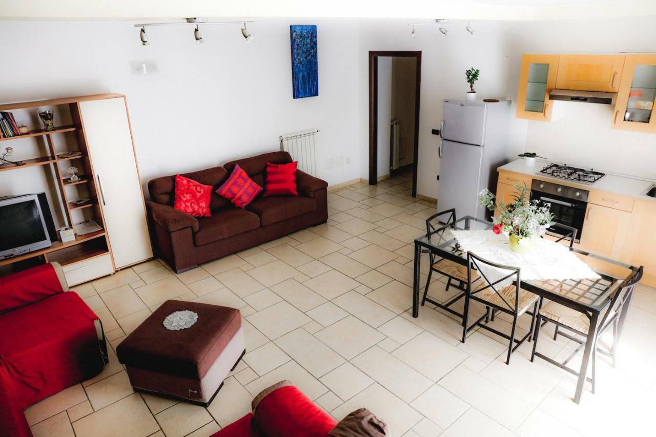 ナポリ Spicchi Di Sole Bed & Breakfast エクステリア 写真