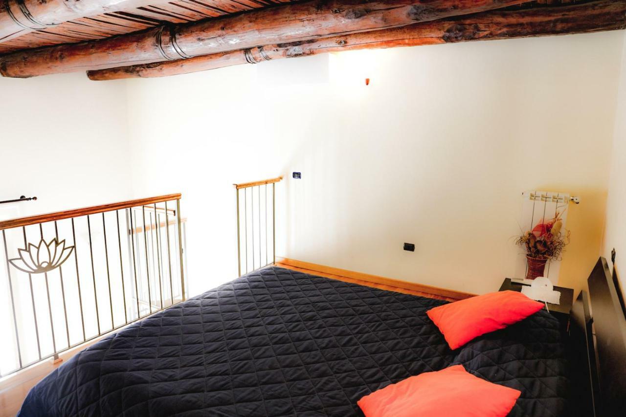 ナポリ Spicchi Di Sole Bed & Breakfast エクステリア 写真